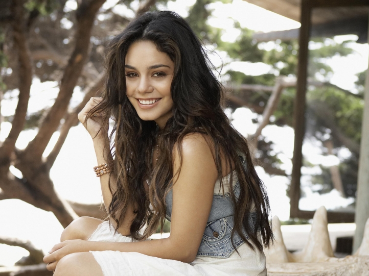 Vanessa Hudgens fond écran wallpaper