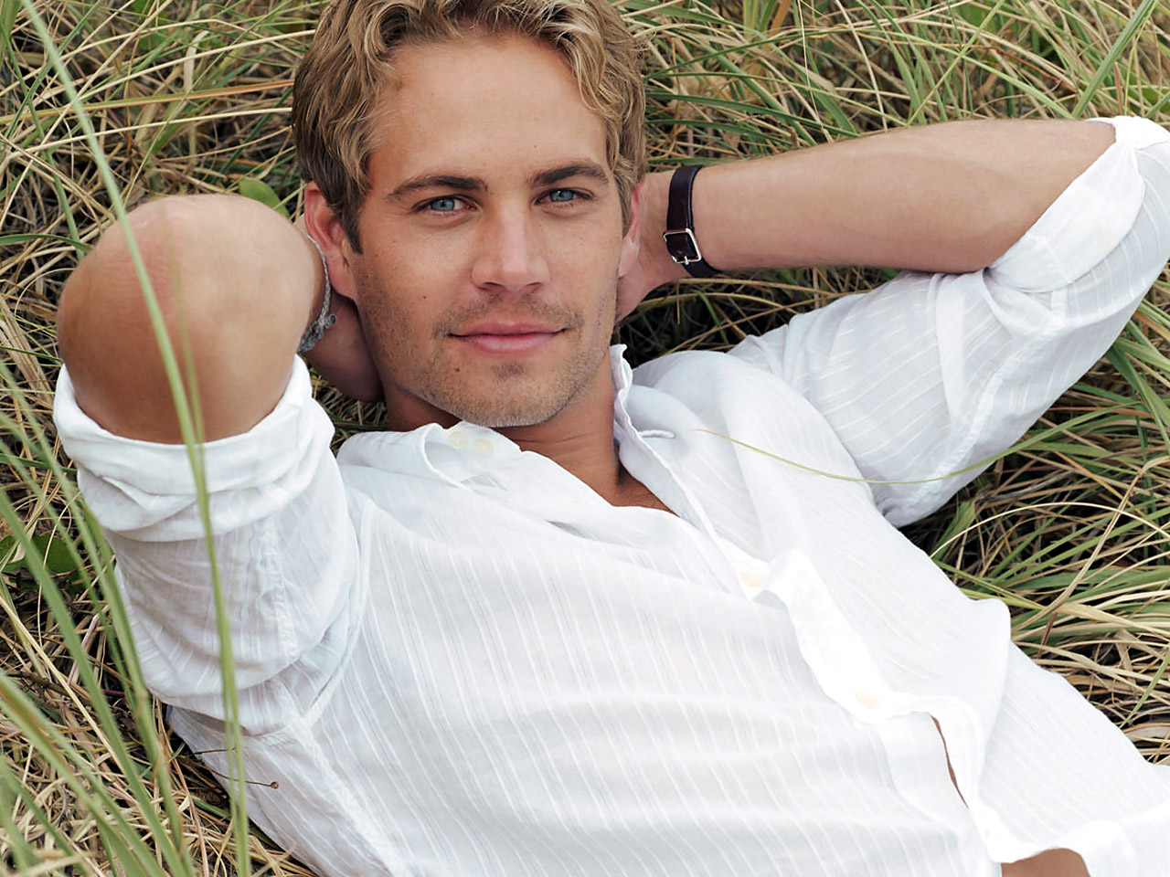 Fast & Furious - Paul Walker 1600x1200 1024x768 800x600