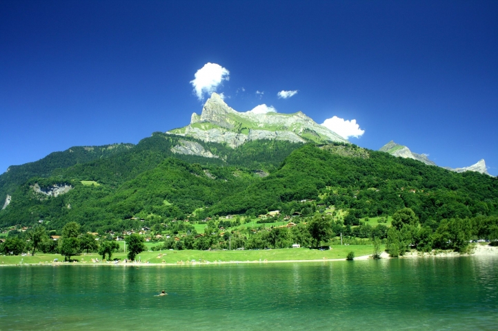 Lac de montagne fond écran wallpaper